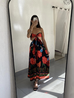 Vestido Tomara que Caia Longo com Recorte - DeBrasiliaStore