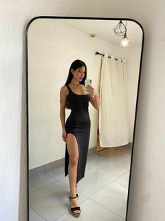 Vestido Feminino Longo Colado com Fenda e Abertura nas Costas - DeBrasiliaStore