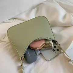 Bolsa de ombro feminina, super elegante e discreta na internet