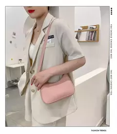 Bolsa de ombro feminina, super elegante e discreta - Bella Donna