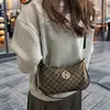 Bolsa crossbody estilo vintage, elegante e sofisticada