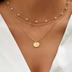 Colar com pedra em formato de estrela, coração e ponto de luz, um colar fino e elegante na internet
