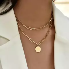 Colar com pedra em formato de estrela, coração e ponto de luz, um colar fino e elegante - loja online