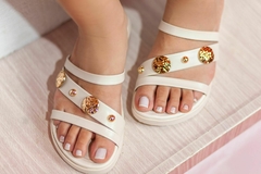 Sandália com strass dourado - comprar online