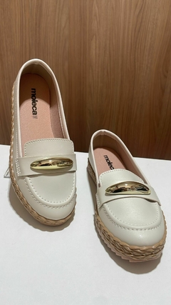 Sapatilha napa com detalhes dourado - comprar online