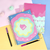 Caderno Espiral Colegial Hello Com Elástico 80 Folhas - comprar online