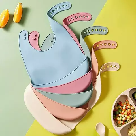 Babador Ajustável de Silicone