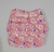 Pañal Alvababy flores blancas y hongos con fondo rosa