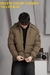 Campera con bolsillos y cierres