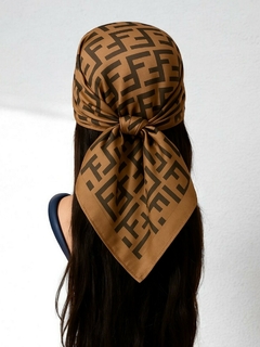 PAÑUELO FENDI - comprar online