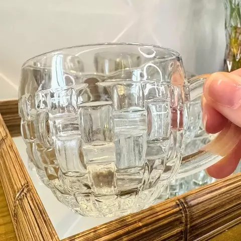 Xícara Valência em Cristal Transparente com Desenho em Alto-relevo - 190ml