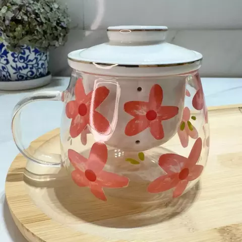 Caneca de Vidro para Chá com Desenho Floral mais Tampa e Infusor em Porcelana Branca – 380 ml