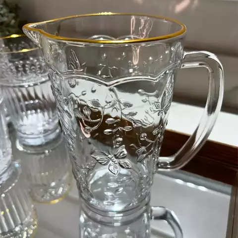 Jarra de Vidro New Butterfly com Fio de Ouro da Lyor – 750ml