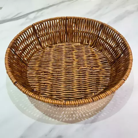 Cesto Redondo Trançado Decorativo em Plástico - 28x8cm