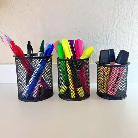 Jogo com 3 Porta-Lápis Aramado Redondo em Metal Preto – 3 Peças Encaixáveis