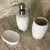 Kit Banheiro Lavabo de Porcelana Cor Branco Flocos com Detalhe Prateado Linha Paris - 3 Peças na internet