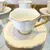 Jogo de Xícaras para Café em Porcelana Branca com Detalhes em Dourado Mon Charmant da L’Hermitage 12 Peças - 90 ml - comprar online