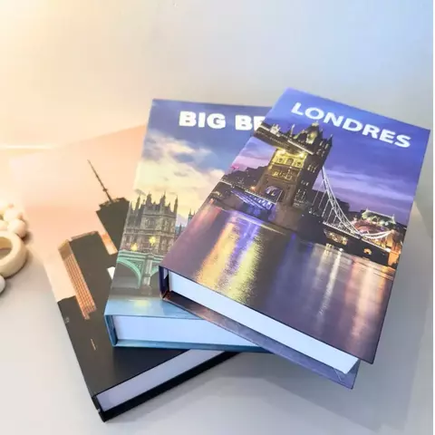 Conjunto com 3 Caixas Livro Decorativas Encaixáveis