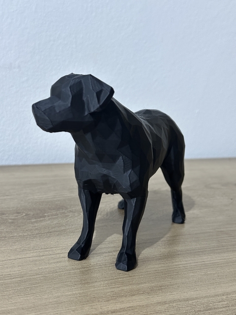 Escultura Rottweiler – Estilo Low Poly