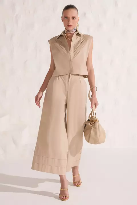 Calça Maxi Midi em Trioline com Elastano