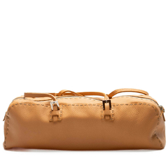 Fendi Baguette Saddle na internet