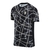 Camisa Chelsea Pré-jogo 25/26 - Torcedor Nike Masculina - Preta com detalhes em amarelo e branco