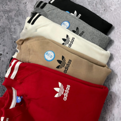 Buzo Adidas Retro: Lleva Estilo y Comodidad en internet