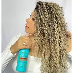 Umidificador De Cachos Forever Liss 300Ml - comprar online