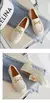 Mocassim Feminino Tratorado Bico Redondo com detalhe em dourado - comprar online