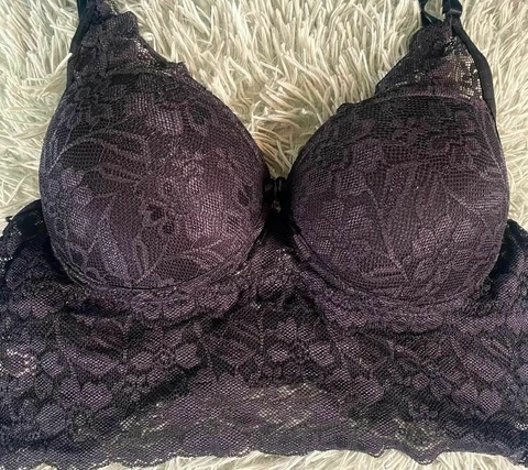 Sutiã Preto de Renda com Bojo