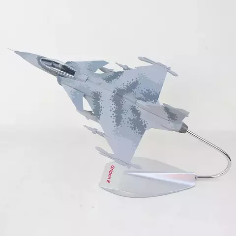 Saab JAS-39 Gripen | Escala 1:48 (MUITO GRANDE) | Em Plástico ABS | Suécia e Brasil |