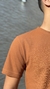 Camiseta casual malha texturizada na internet