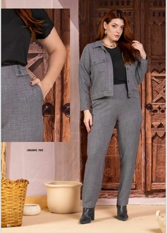 Conjunto Jaqueta e Calça Alfaiataria