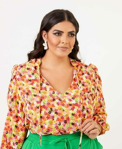 Blusa Folk na internet