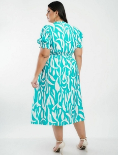 Vestido Midi Charme na internet