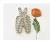 Jardineira Infantil com Ursinho – Fofura e Conforto (12m a 3 anos) Jardineira em tecido macio com elásticos laterais para melhor ajuste e detalhe encantador: um ursinho de pelúcia no peito! Disponível em dois modelos lindos para meninos de 1 a 3 anos.