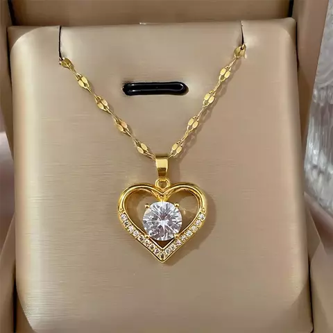 Colar Coração de Zircônia – Aço Inoxidável Dourado para Mulheres Elegantes