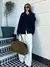 Cardigã Oversized Gola Alta - O Abraço Mais Elegante do Seu Guarda-Roupa na internet