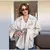 Trench Coat de Renda Feminino - Sofisticação Romântica com Elegância Moderna