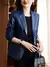 Blazer de Couro Vintage Feminino - Sofisticação Rebelde com Classe Executiva - comprar online