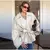 Trench Coat de Renda Feminino - Sofisticação Romântica com Elegância Moderna - Bela Essência