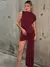 Vestido Plissado Vermelho com Babados - Design Exclusivo e Sofisticado