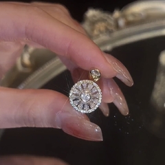 Anel Feminino Luxo Diamante Brilhante – Elegância & Sofisticação - comprar online