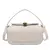 Bolsa feminina de ombro na cor branca com detalhe em dourado, ideal para uso diário.