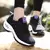 Tênis feminino de sola grossa de cor sólida, tênis de corrida modernos e leves para o verão - comprar online