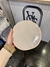 PLATO POSTRE MONASTIR NEO GRIS BORDE NATURAL 20 CM en internet