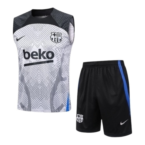Kit Treino adulto - Camisa e Shorts - Barcelona Nike 24/25 - Branco e preto com detalhes em azul