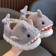 Pantufa Tubarão Fofo – Antiderrapante - comprar online