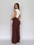 Calça pantalona em alfaiataria cor marron - LE DIVINE