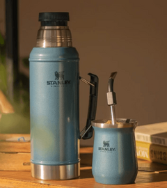 Combo Stanley: Termo 950 ml + Mate 236 ml + Bombilla Spoon - comprar online